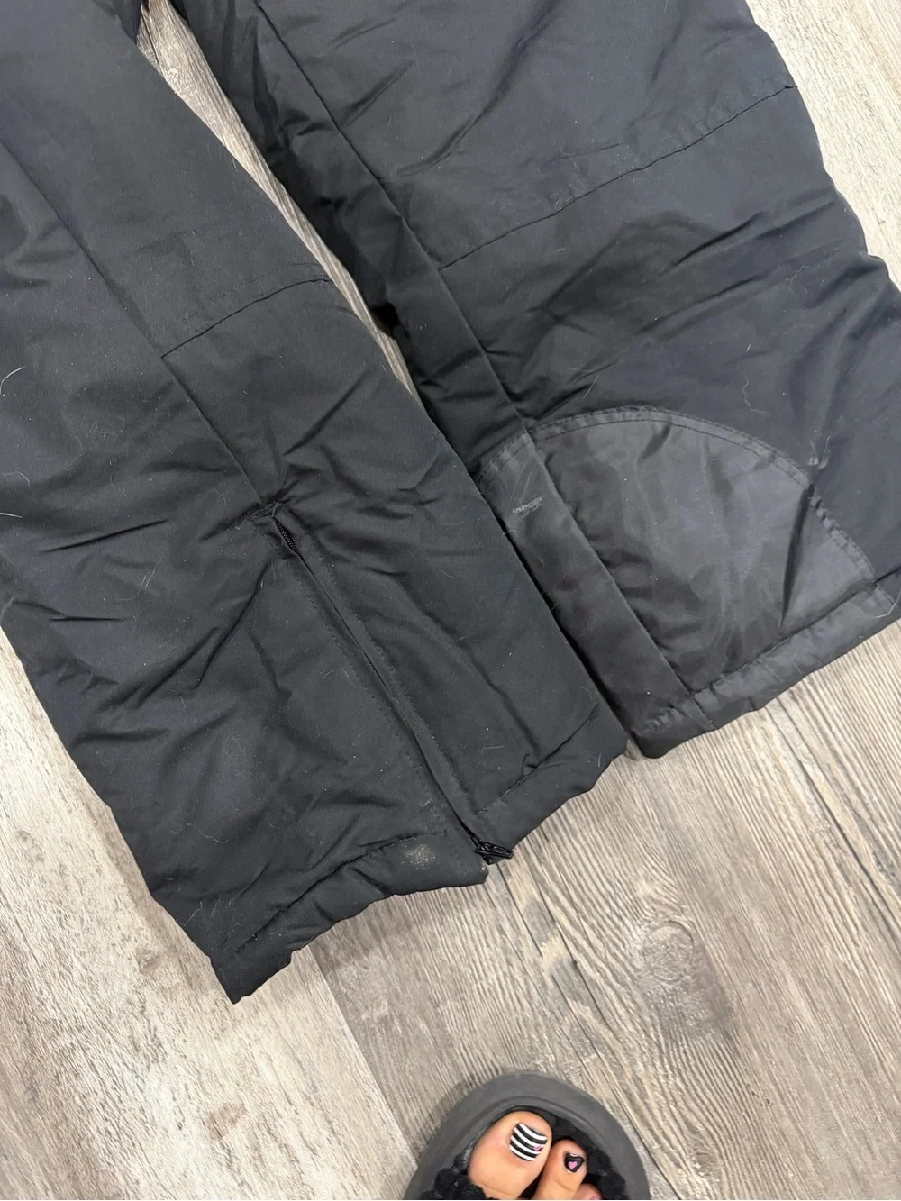 Youth size- Black Insulated Snow Bib Pants 2XL (18)